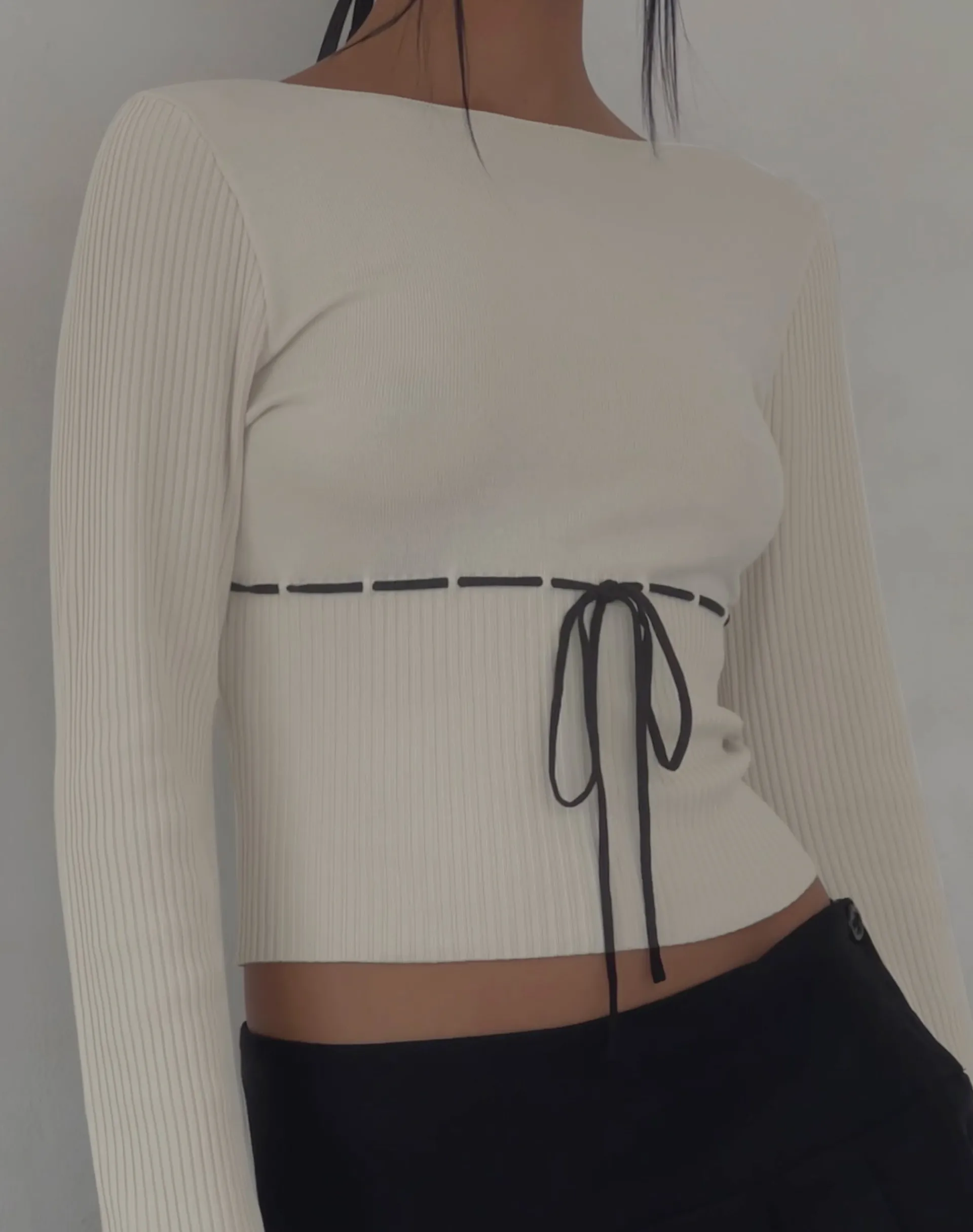 Motel Rocks Basics | Basic Tops-Awdella Knitted Long Sleeve Top in Beige knittedbeige