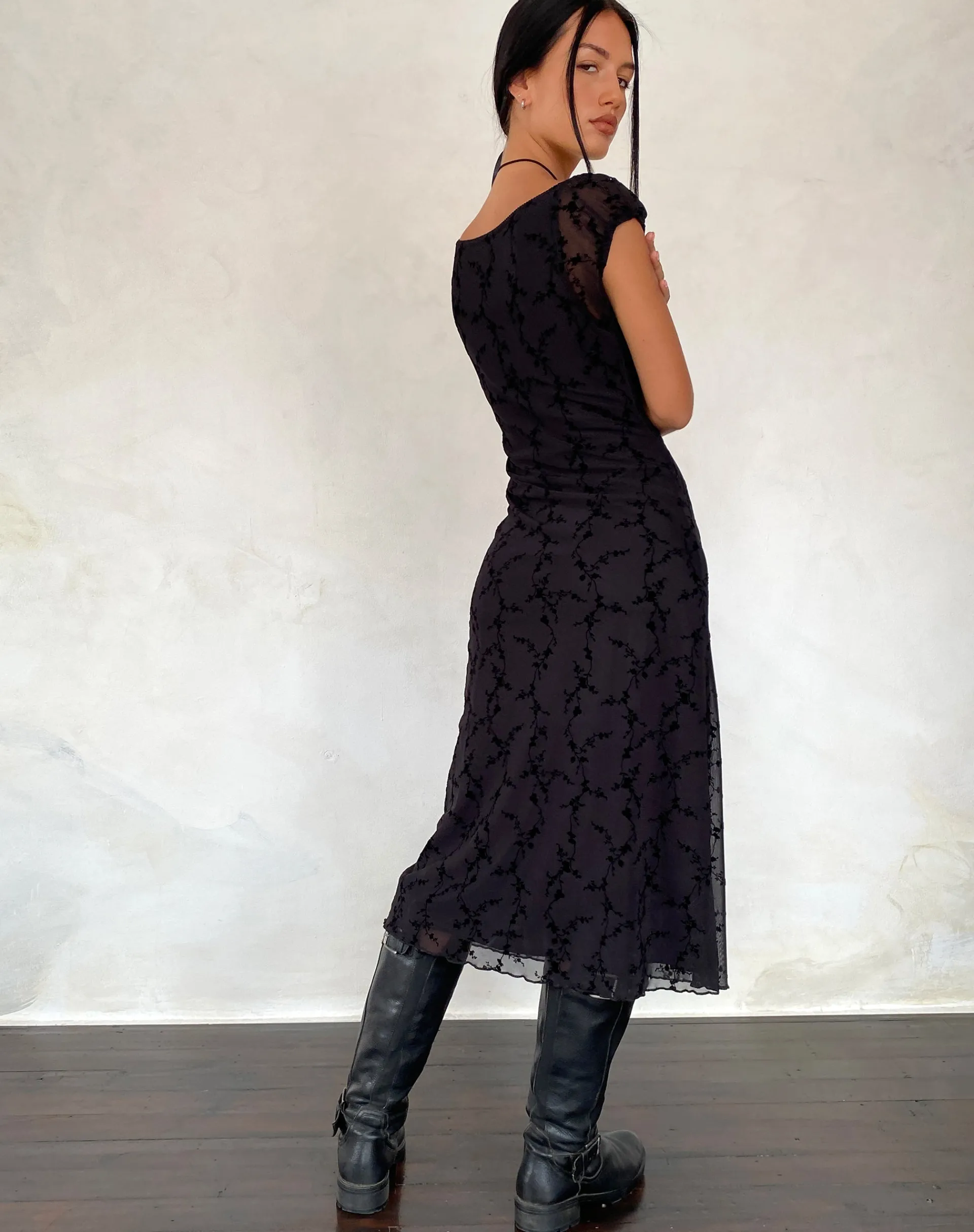 Motel Rocks Printed Dresses | Day Dresses-Clarisse Midi Dress in Mesh Vine Flower Black