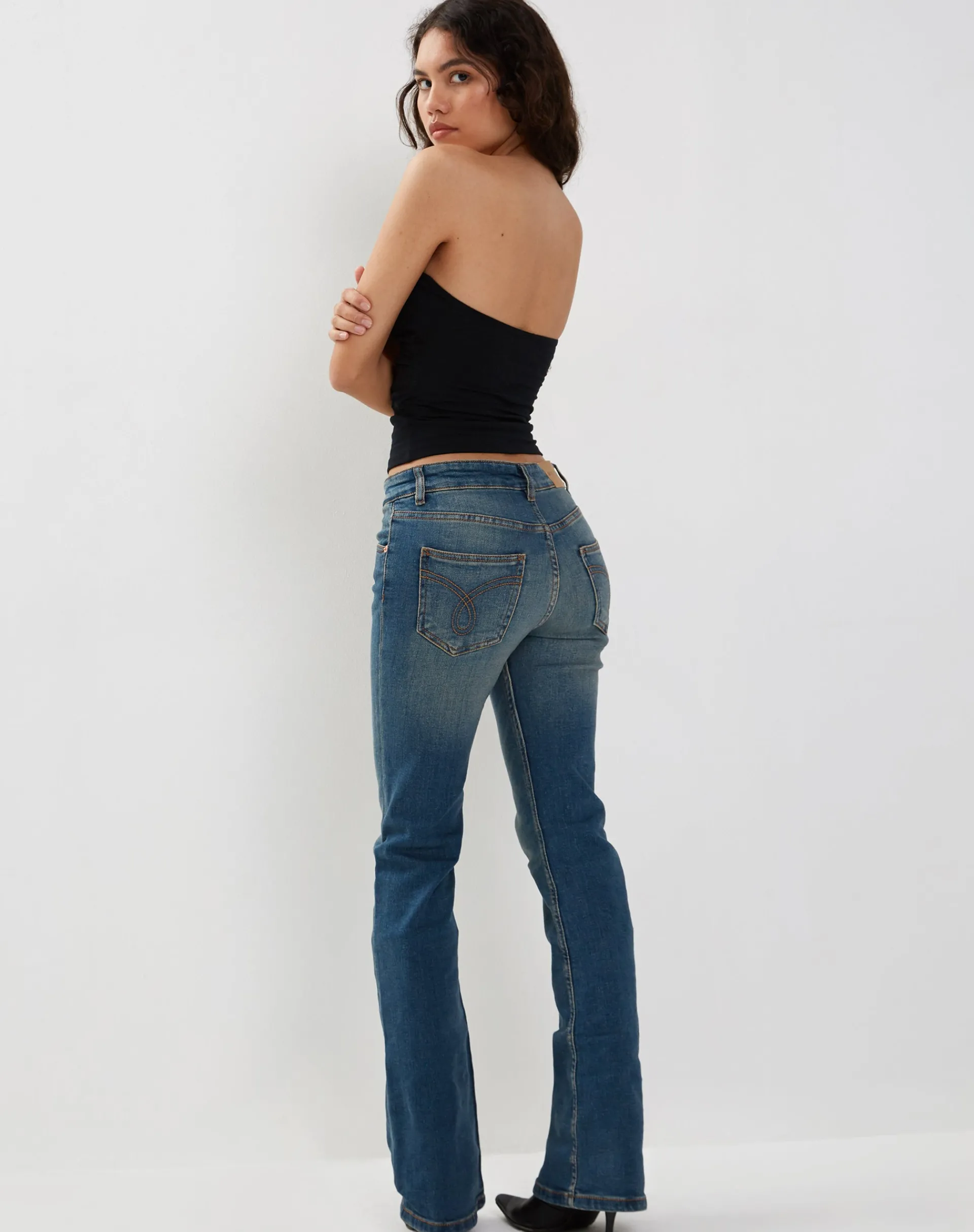 Motel Rocks Basics-Dayu Bandeau Crop Top in black