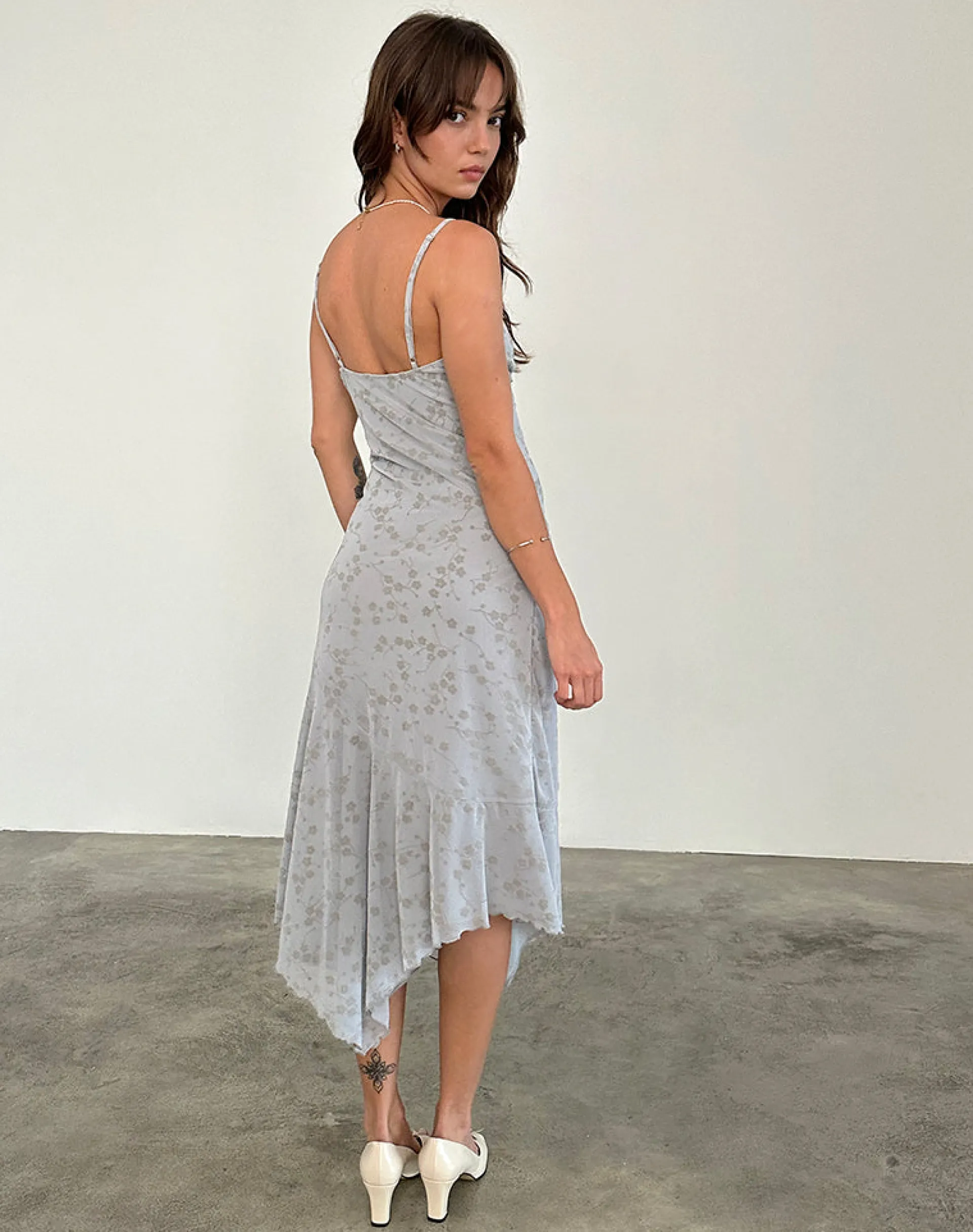 Motel Rocks Printed Dresses | Day Dresses-Devon Midi Dress in Flock Chic Petals Grey