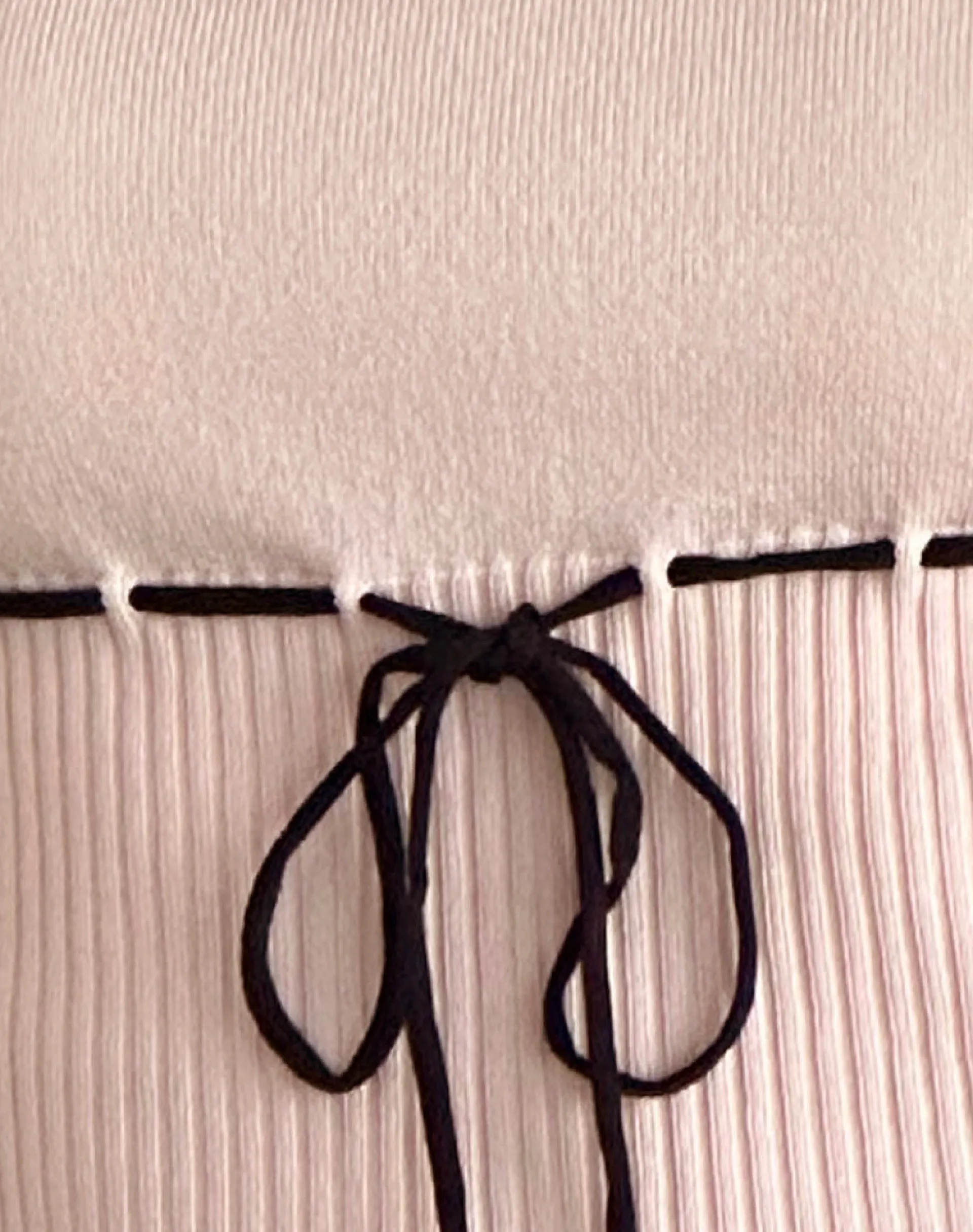 Motel Rocks Basics | Basic Tops-Frauke Top in Blush Pink with Black