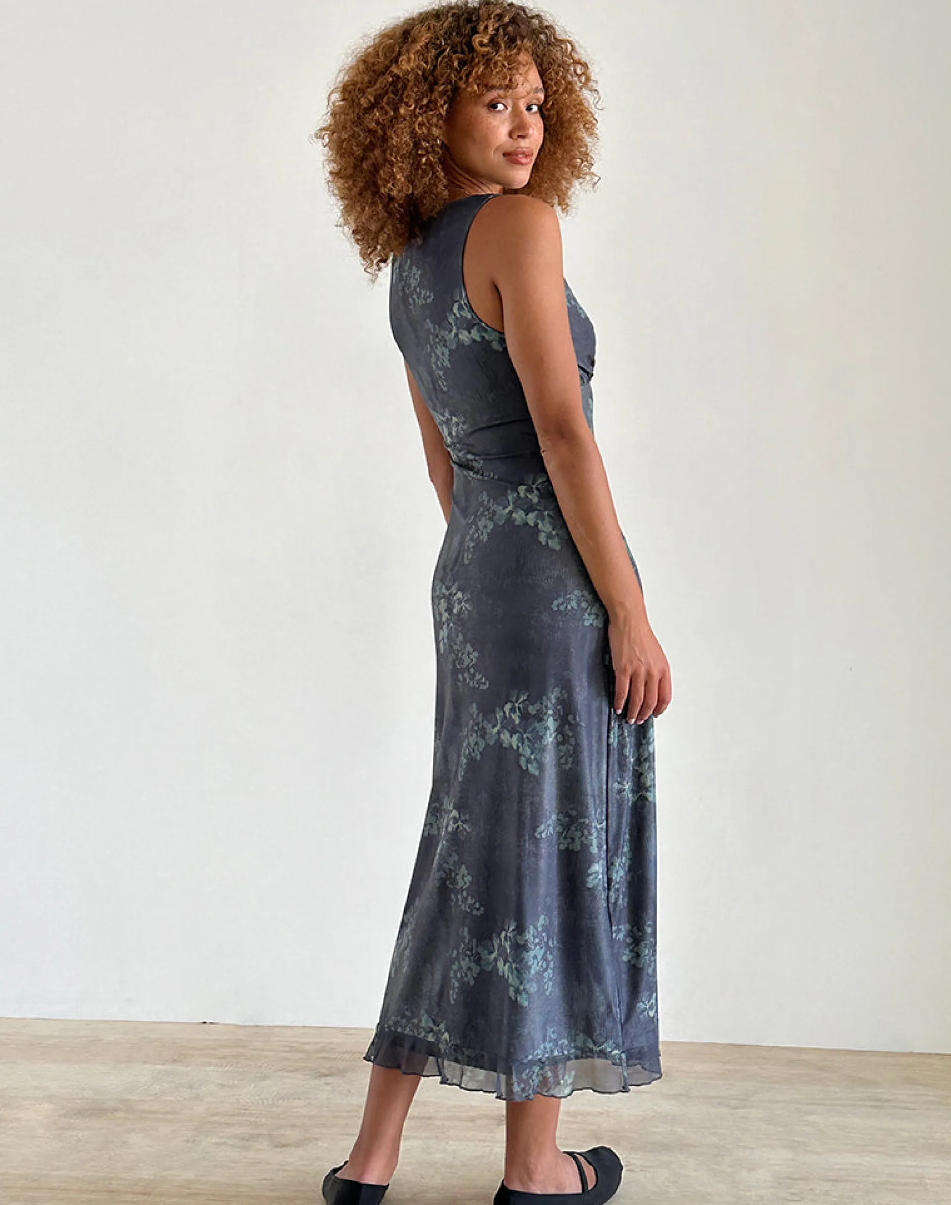 Motel Rocks Printed Dresses | Day Dresses-Gabriela Midi Dress in Faded Botanical Green FadedBotanicalGreen