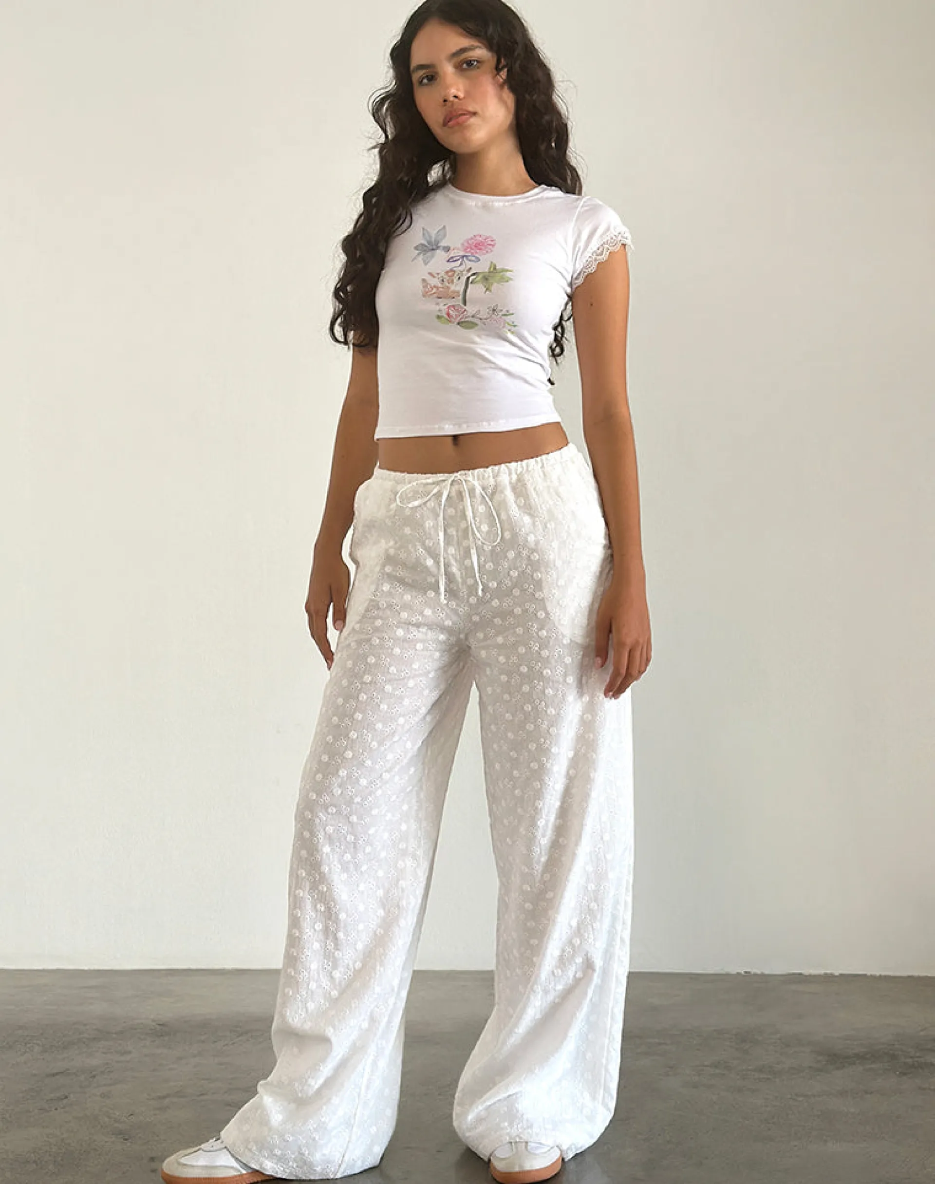 Motel Rocks Basic Tops | Printed Tops-Izzy Top in White Floral Bunch WhiteFloralBunch