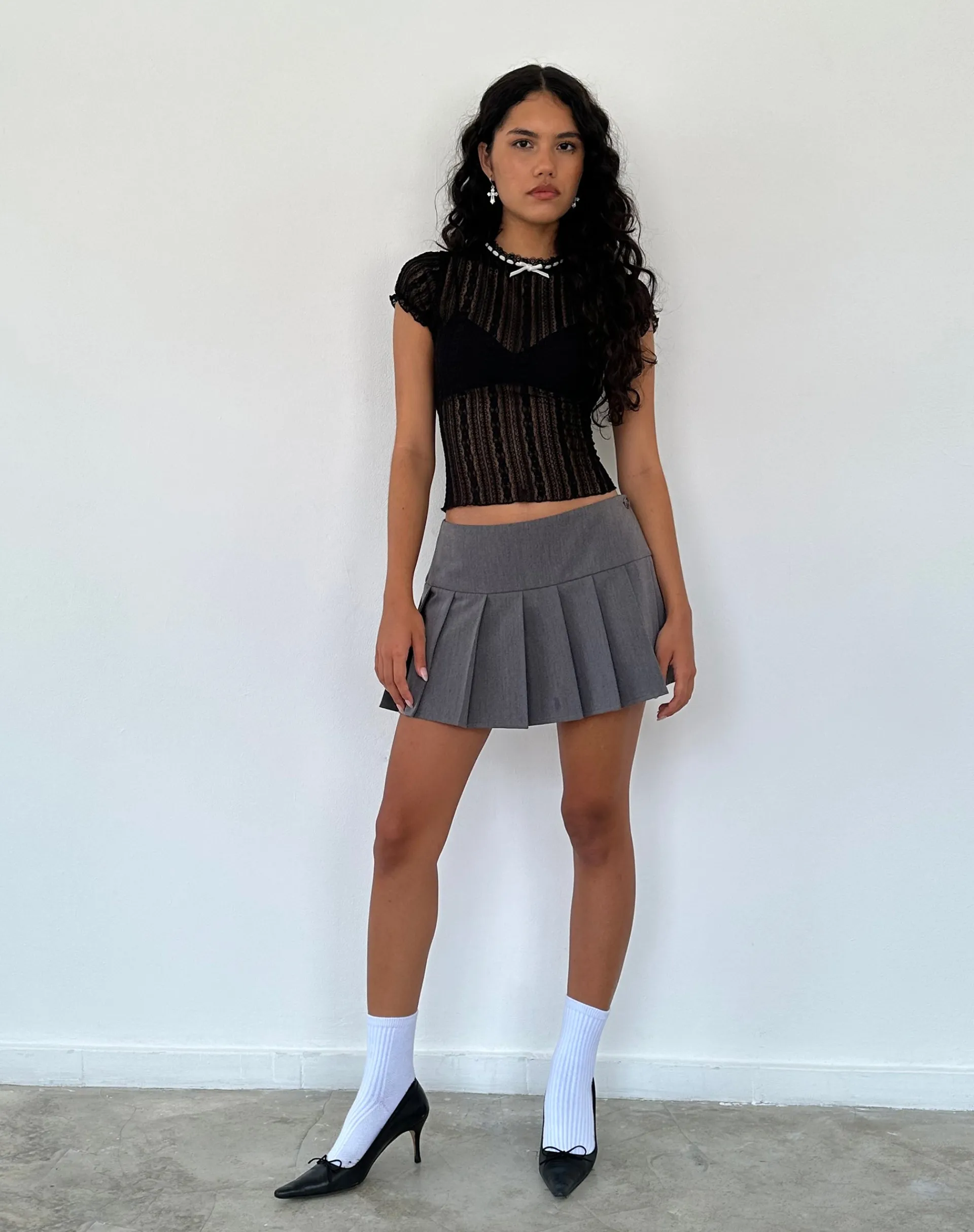 Motel Rocks Lace Tops-Jennifer Unlined Top in Lace Black LaceBlack