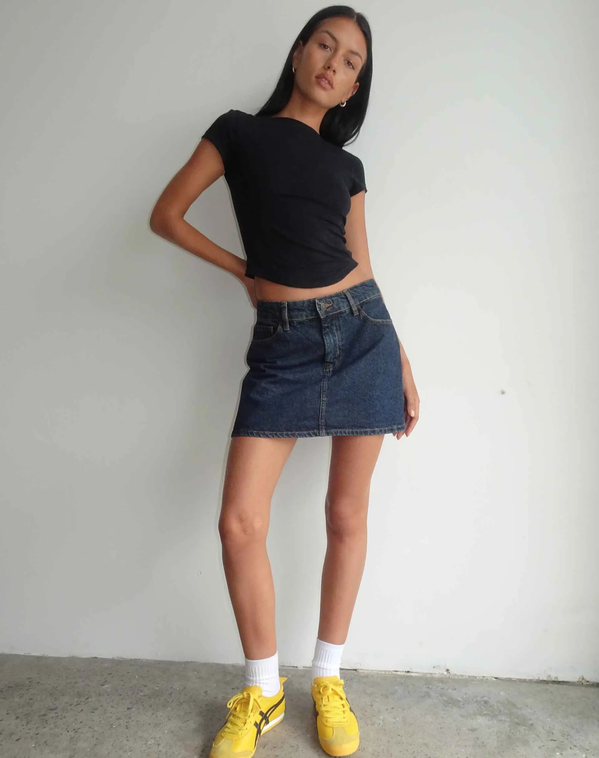 Motel Rocks Basic Tops-Jojes Jersey Tee in Black