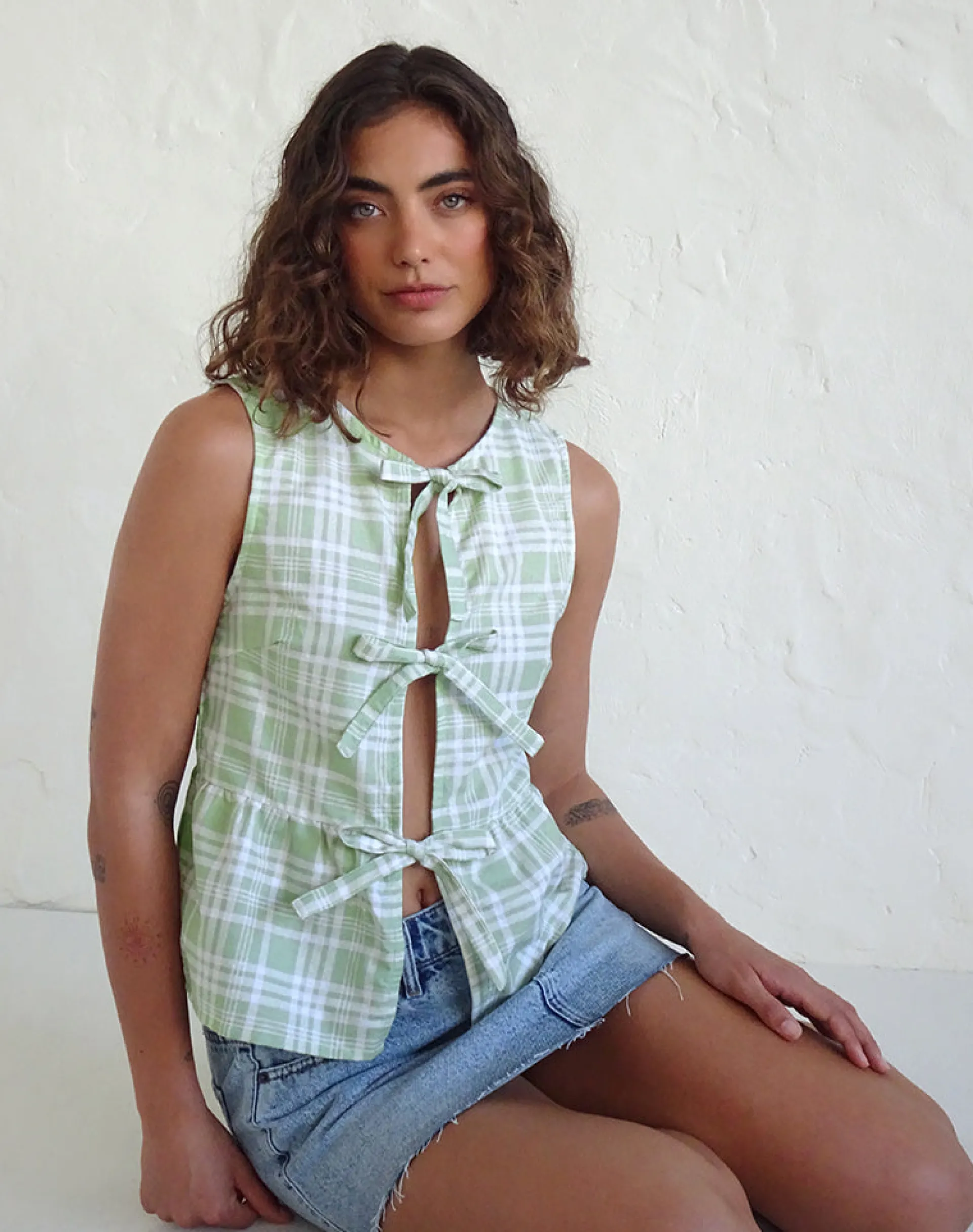 Motel Rocks Printed Tops | Strappy Tops-Kayvata Tie Front Top in Table Cloth Neo Mint TableClothNeoMint