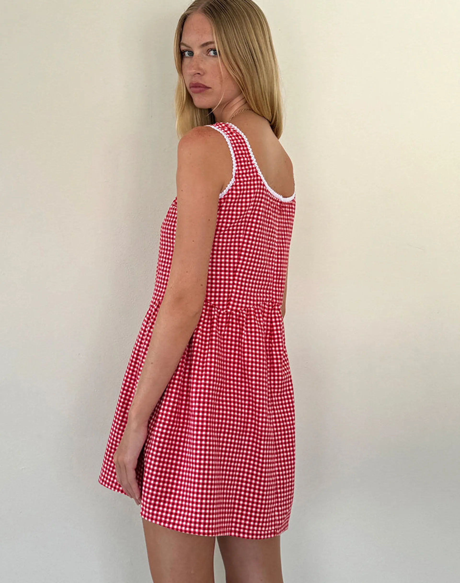 Motel Rocks Basics | Day Dresses-Leshi Mini Dress in Red Gingham