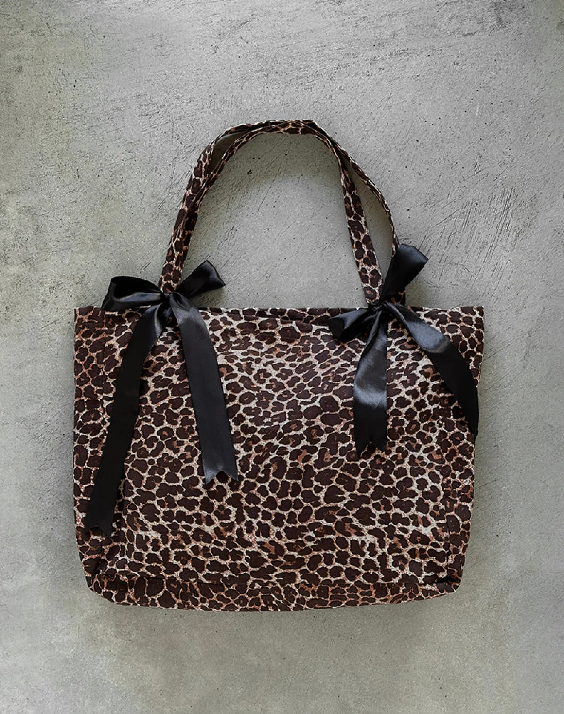 Motel Rocks Accessories-London Bag in Rar Leopard Sandstorm Print with Black Bows RarLeopardSandstormPrintwithBlackBows