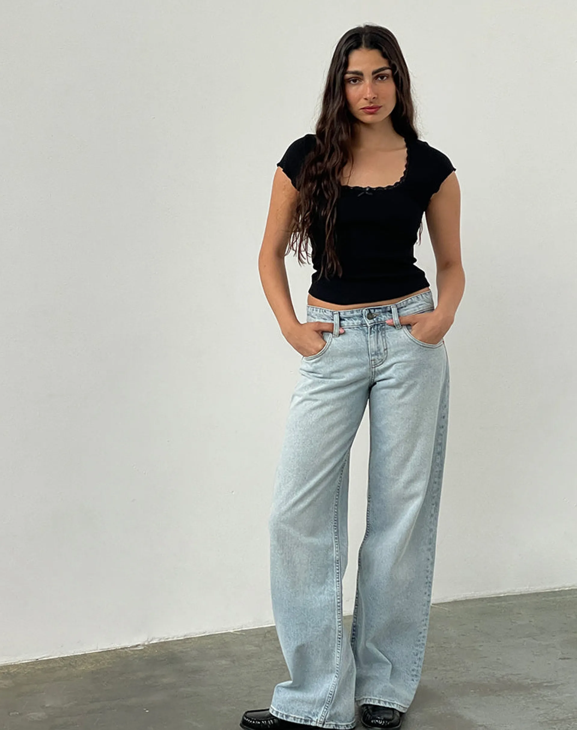 Motel Rocks Jeans | Straight Leg Jeans-Low Rise Parallel Jeans In Extreme Light Wash Blue ExtremeLightWashBlue