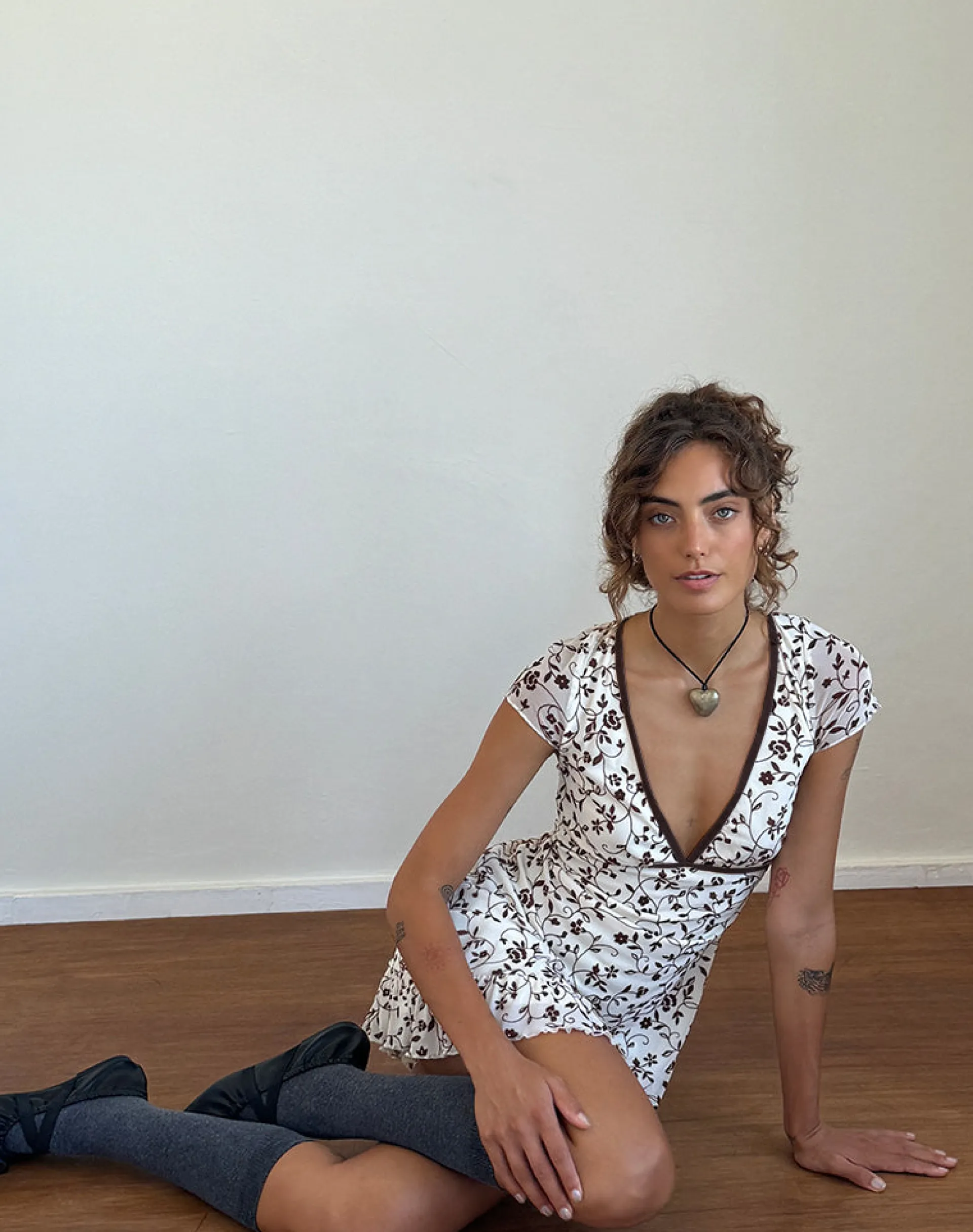 Motel Rocks Printed Dresses | Day Dresses-Melva Mini Dress in Brown Stem Flower Flock BrownStemFlowerFlock