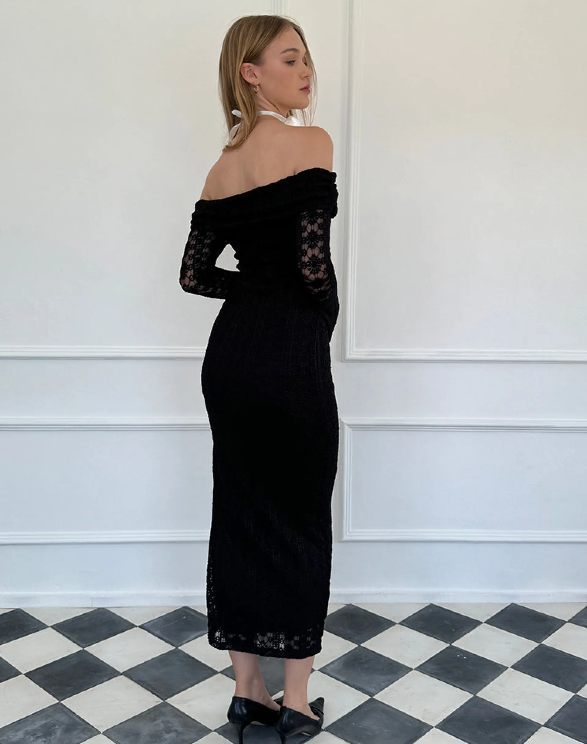 Motel Rocks Bodycon Dresses | Long Sleeve Dresses-Philippa Maxi Dress in Black Regal Lace