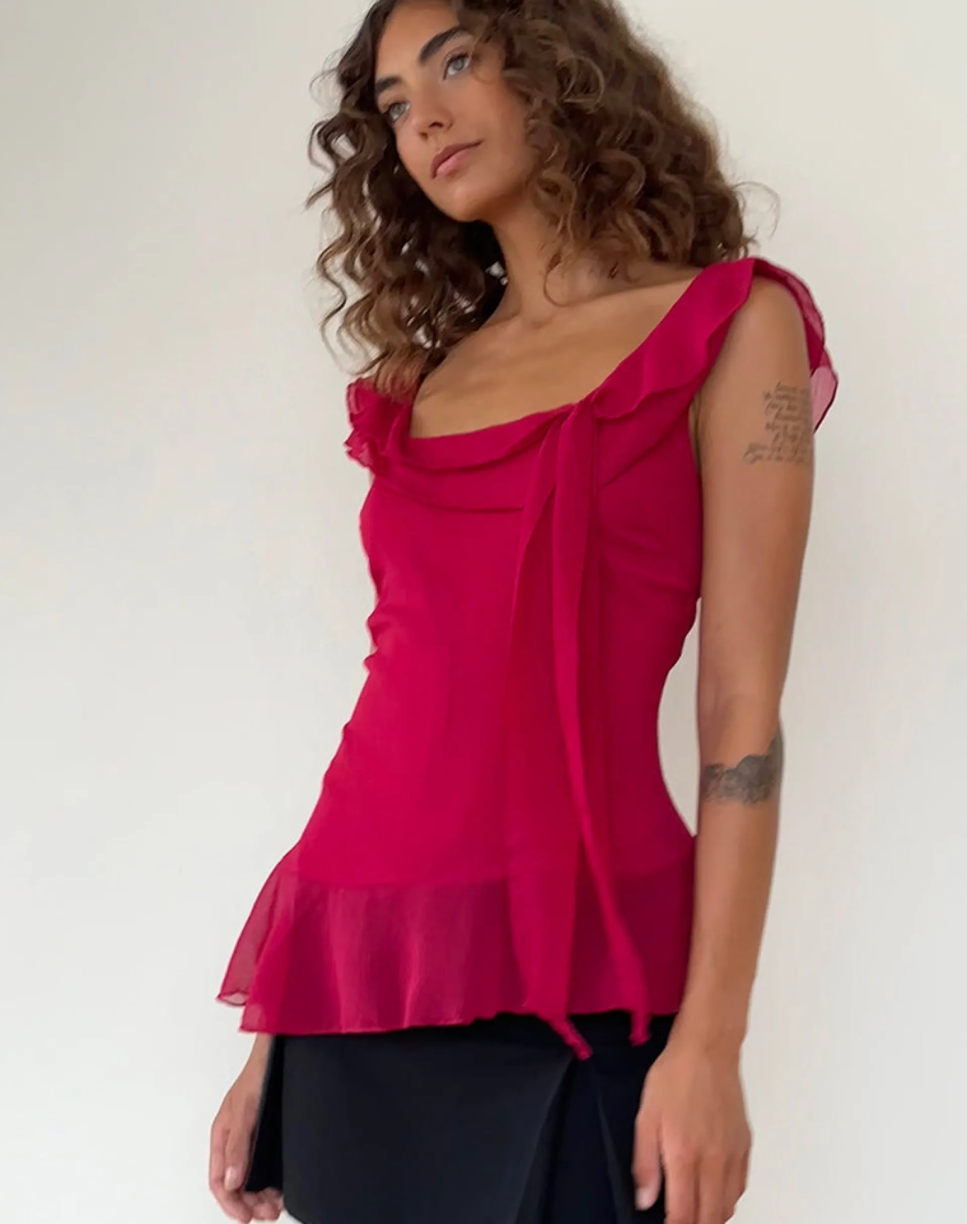 Motel Rocks Going Out Tops-Piro Ruffle Longline Top in Burgundy