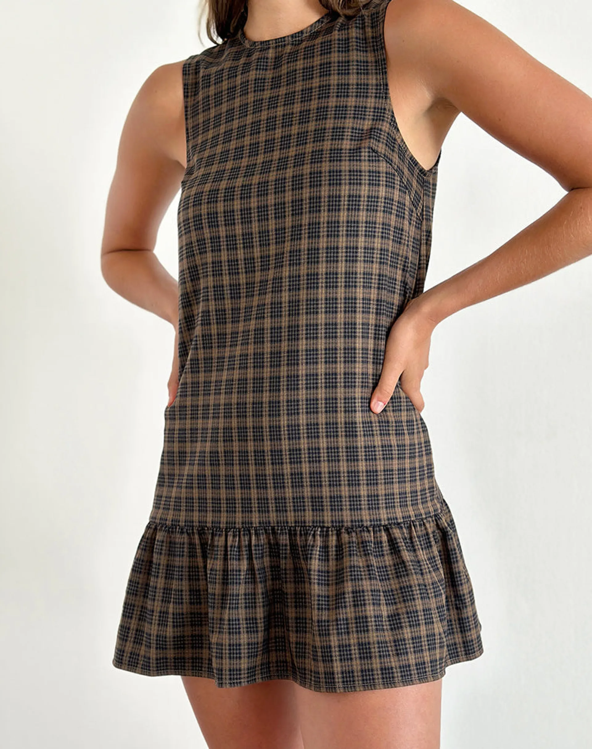 Motel Rocks Tailoring | Printed Dresses-Samana Babydoll Mini Dress in Check Dark Brown