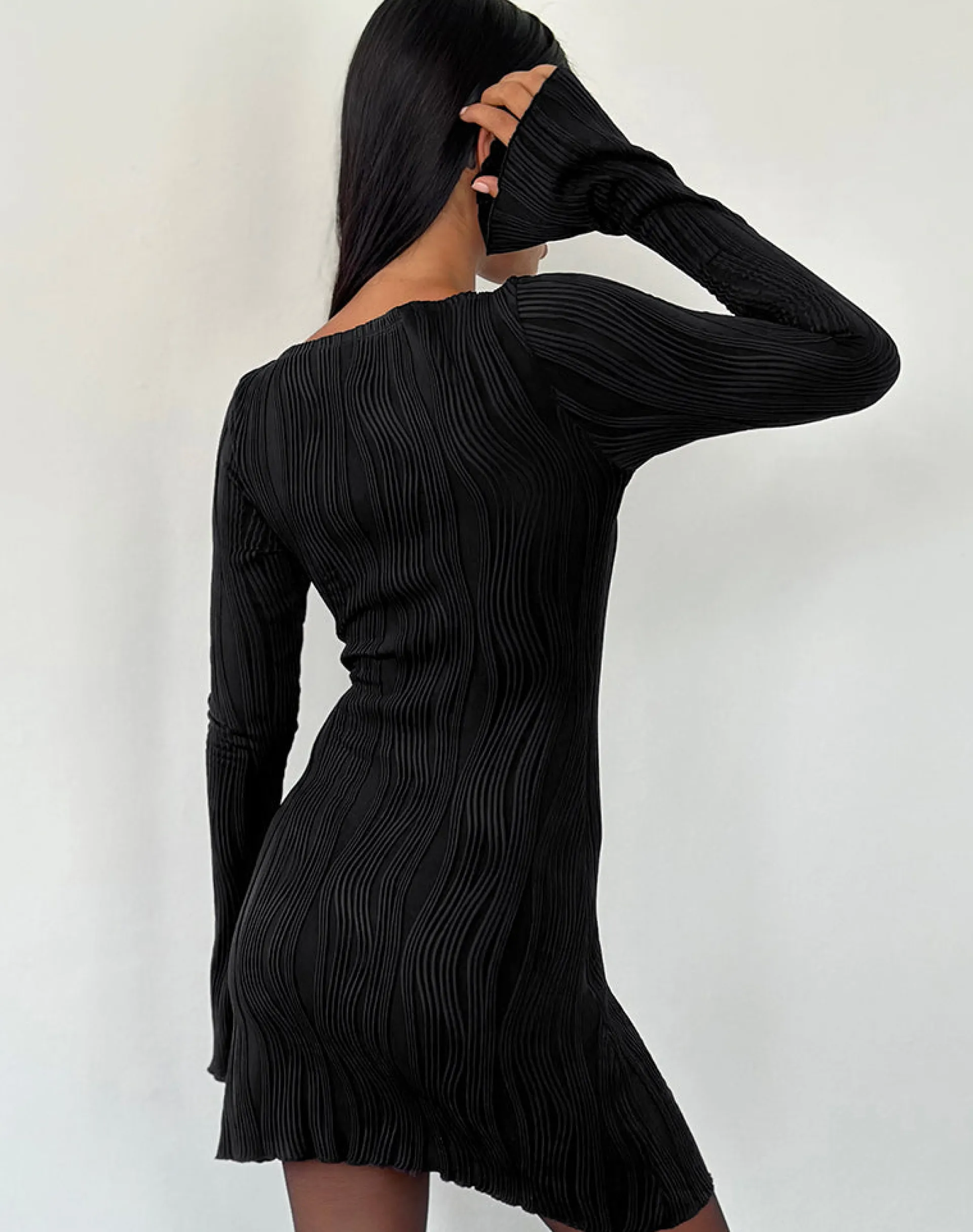 Motel Rocks Bodycon Dresses | Long Sleeve Dresses-Sevila Long Sleeve Mini Dress in Crinkle Black CrinkleBlack