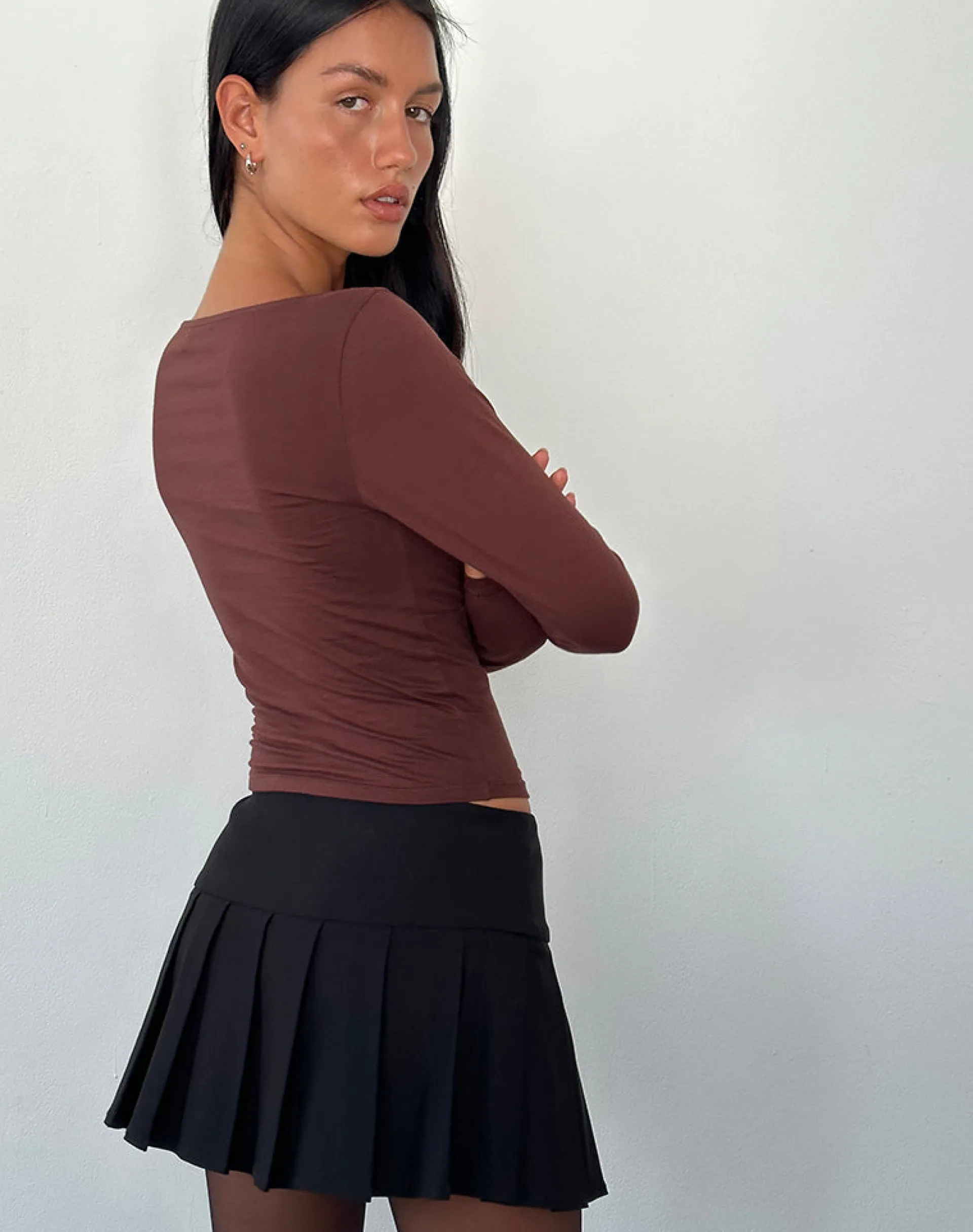 Motel Rocks Basics | Basic Tops-Sisil Long Sleeve Top in Bitter Chocolate BitterChocolate