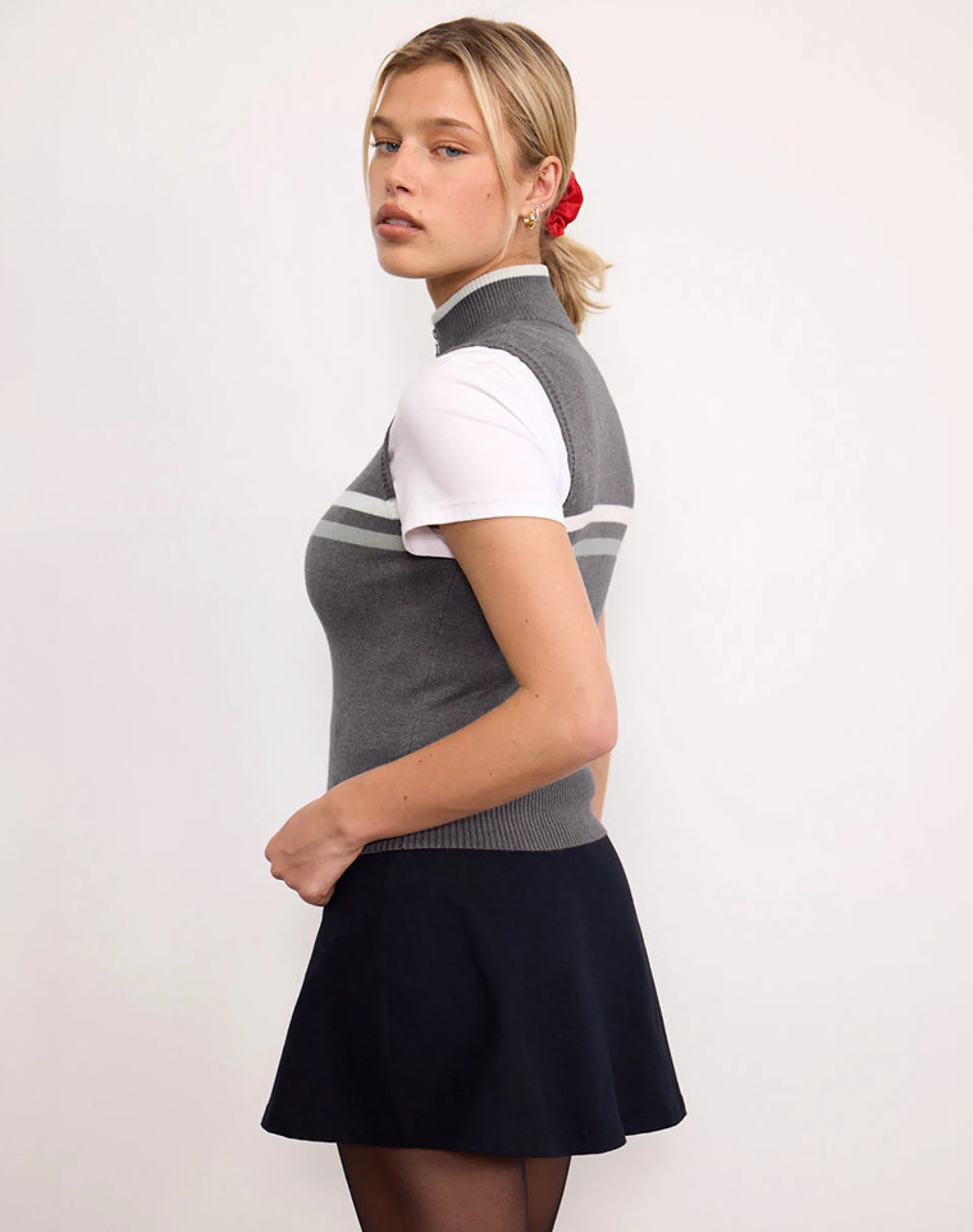 Motel Rocks Jackets-Tabeya Sleeveless Knit Jacket in grey