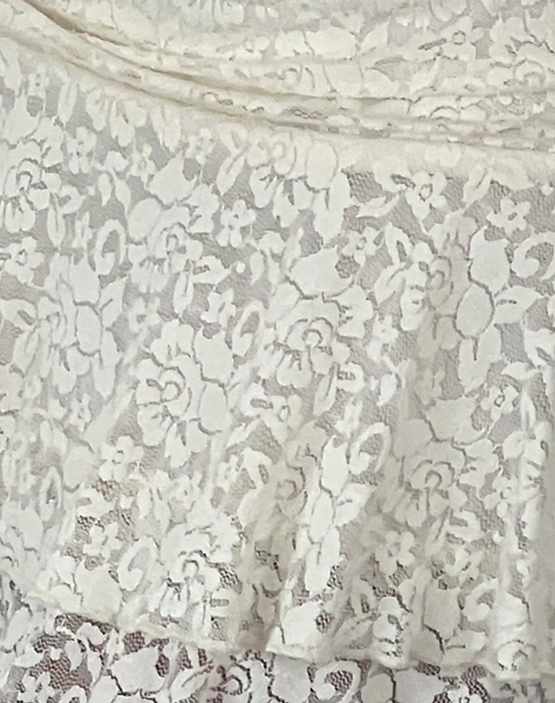 Motel Rocks Co-Ords | Printed Skirts-Theri Frill Mini Skirt in Rose and Ivory Lace roseandivorylace