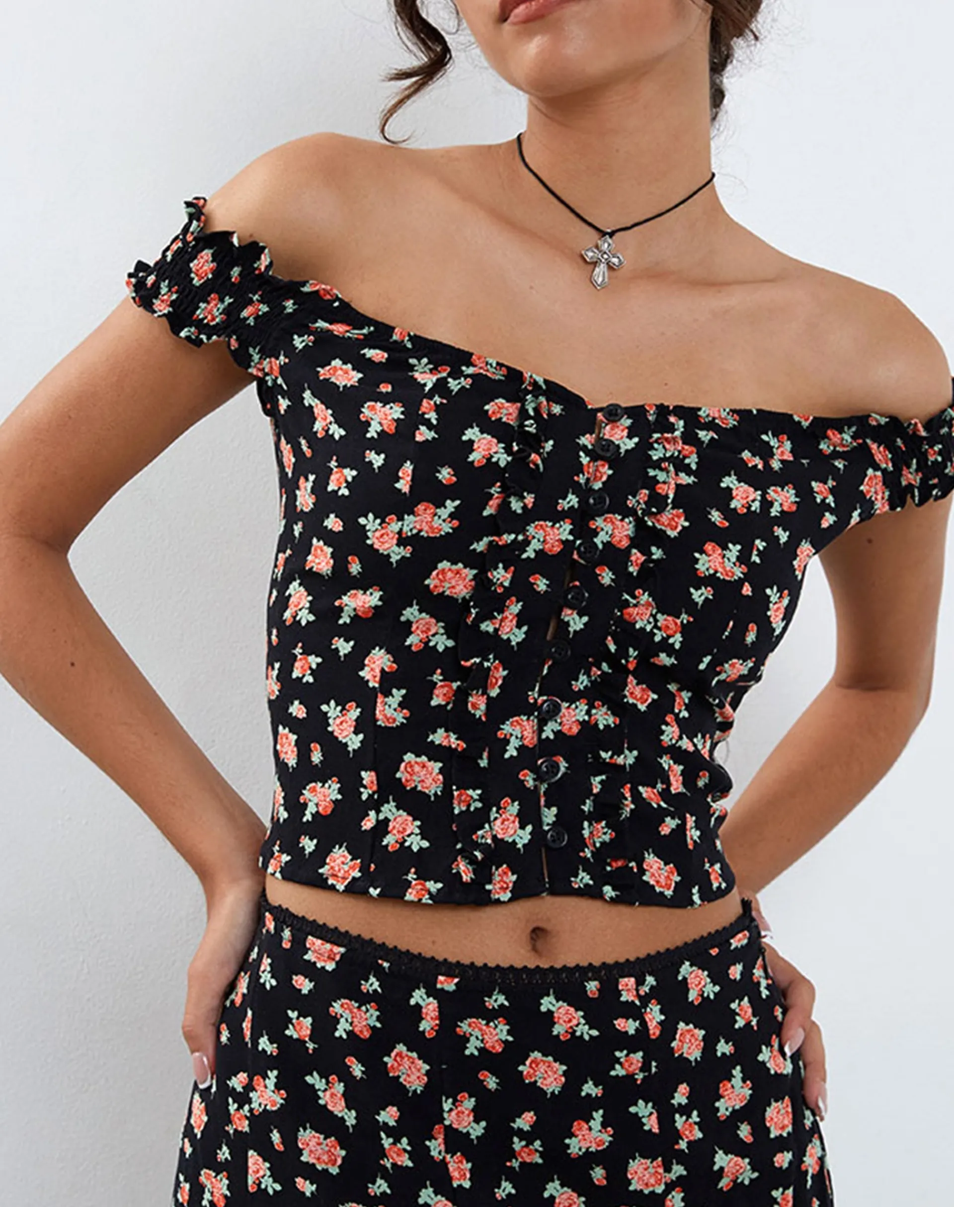 Motel Rocks Printed Tops-Uhuy Bardot Crop Top in Flowing Rose Black