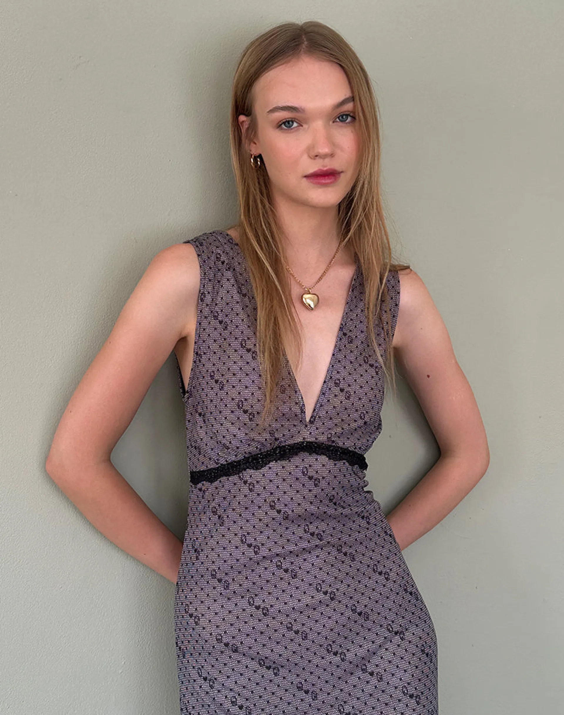 Motel Rocks Basics | Printed Dresses-Vasida Mesh Midi Dress in Queen of Hearts