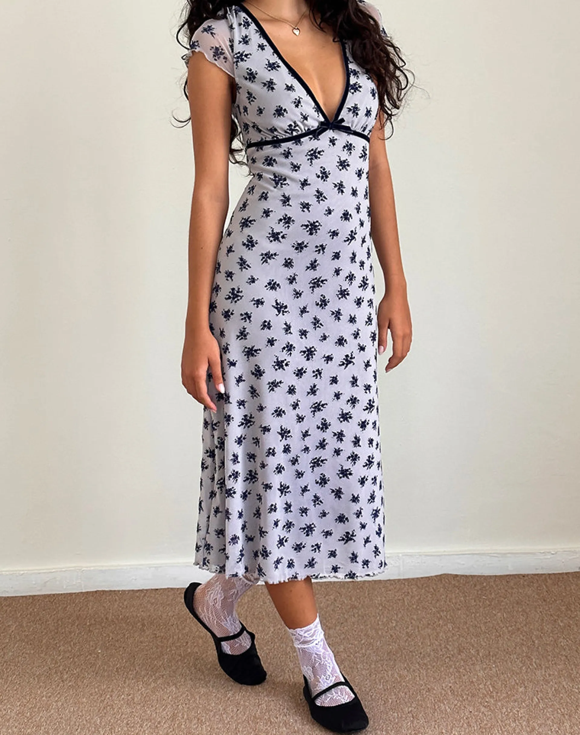 Motel Rocks Printed Dresses | Day Dresses-Vilinia Dress in Pale Grey Flower Cluster Flock PaleGreyFlowerClusterFlock
